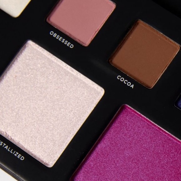 Deck of Scarlet | Eyeshadow Palette #12 - Picture 2 of 2